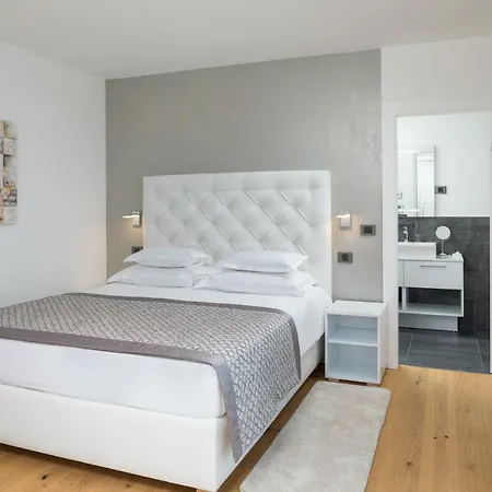 Luxury Baotic Apartment