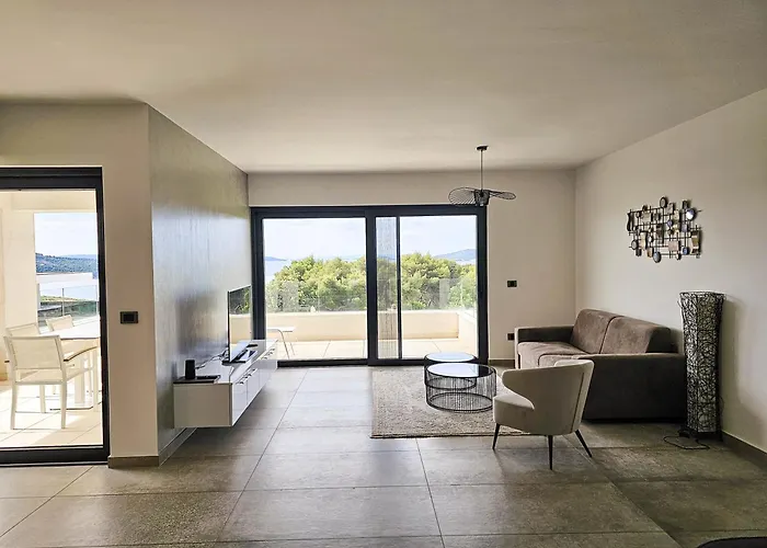 شقة Luxury Baotic تروغير