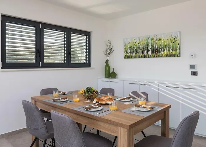 Luxury Baotic شقة *