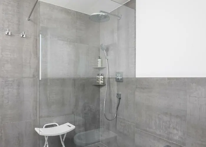 Luxury Baotic شقة