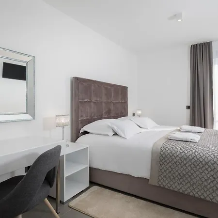 Apartment Luxury Baotic Trogir