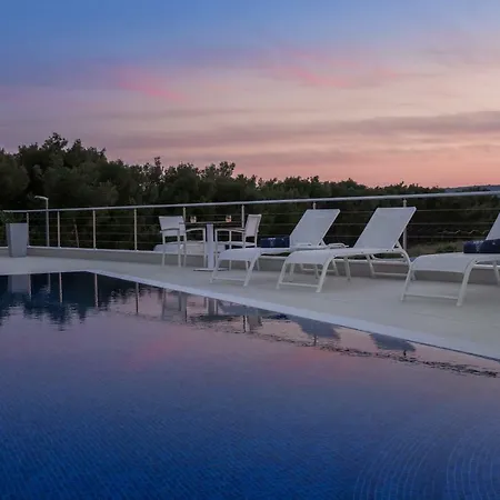 Апартаменты Luxury Baotic