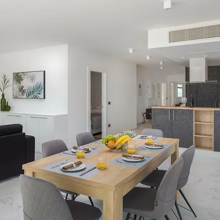 Apartment Luxury Baotic Trogir